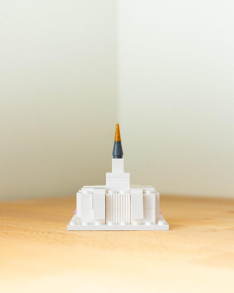 Saratoga Springs Utah Temple - View 3